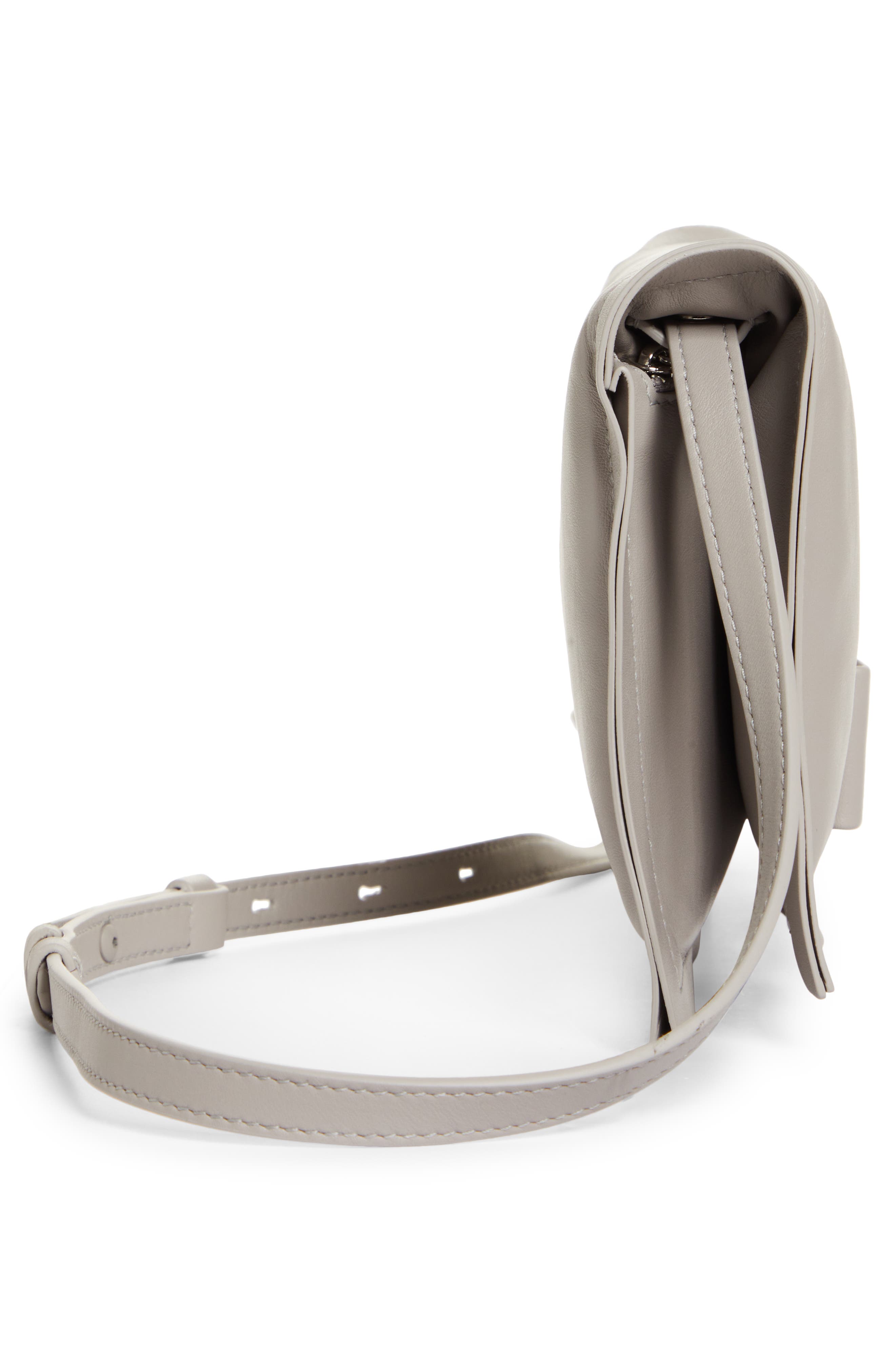 FERRAGAMO Salvatore Ferragamo Viva Bow Puffy Leather Convertible Shoulder Bag, Alternate, color, 