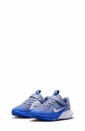 Nike Kids' Sonic Fly Running Shoe