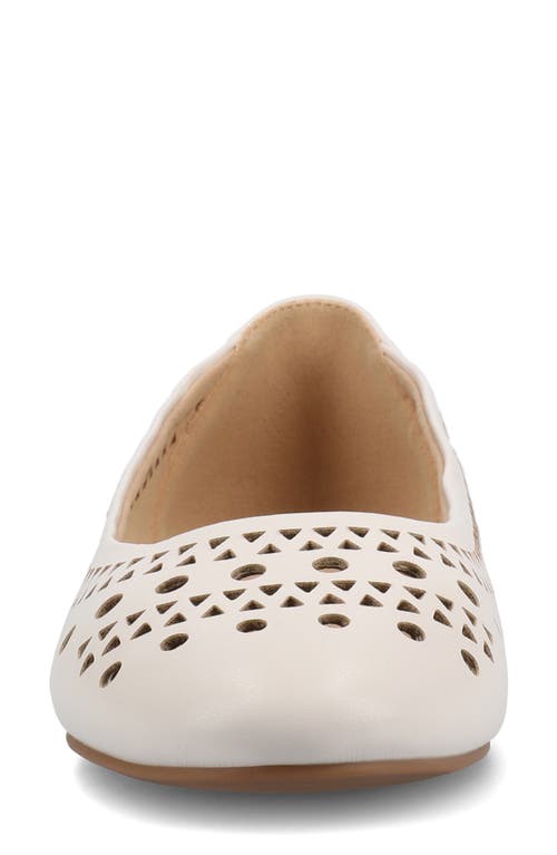 Journee Collection Kamrah Ballet Flat In Bone