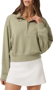 TravisMathew Skyloft Printed Quarter Zip Sweatshirt