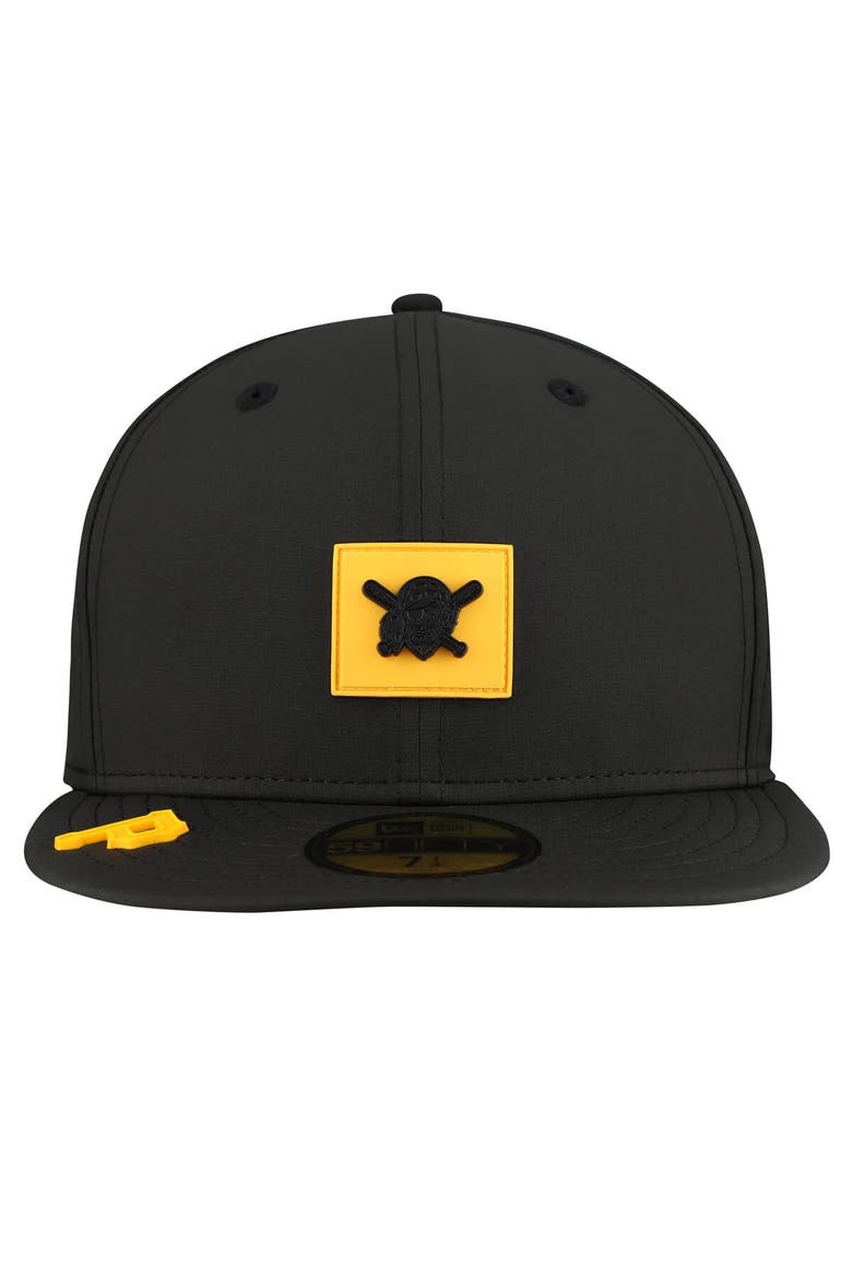 Men's New Era  Black Pittsburgh Pirates 2026 Clubhouse Alternate 59FIFTY Fitted Hat, Alternate, color, Black