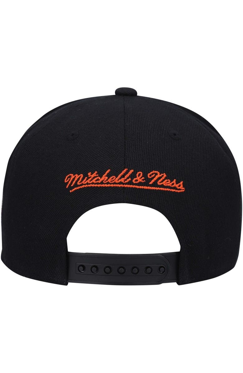 Mitchell & Ness Youth Mitchell & Ness Black/Orange Denver Broncos Team Script Snapback Hat, Alternate, color, Black
