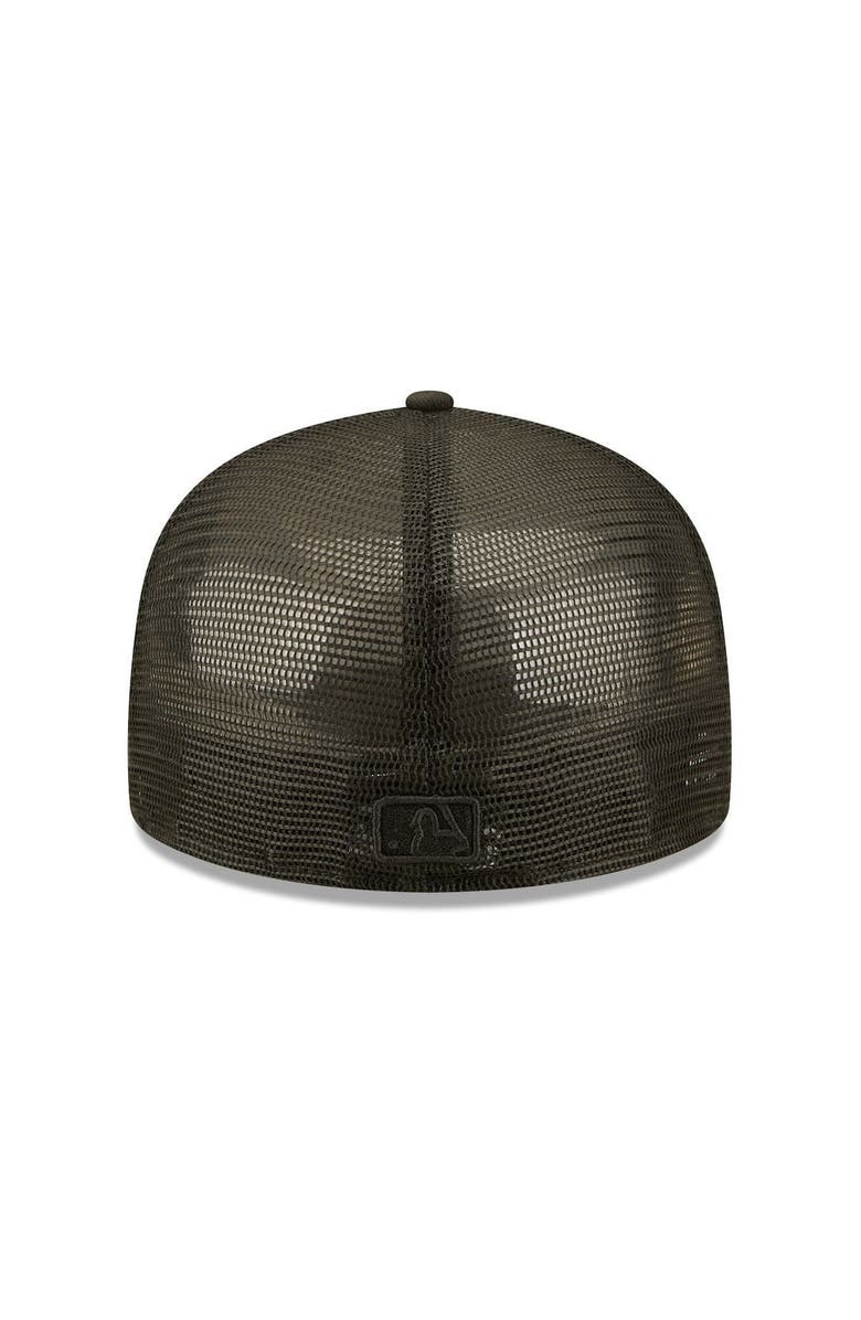 New Era Men's New Era Chicago White Sox Blackout Trucker 59FIFTY Fitted Hat, Alternate, color, 