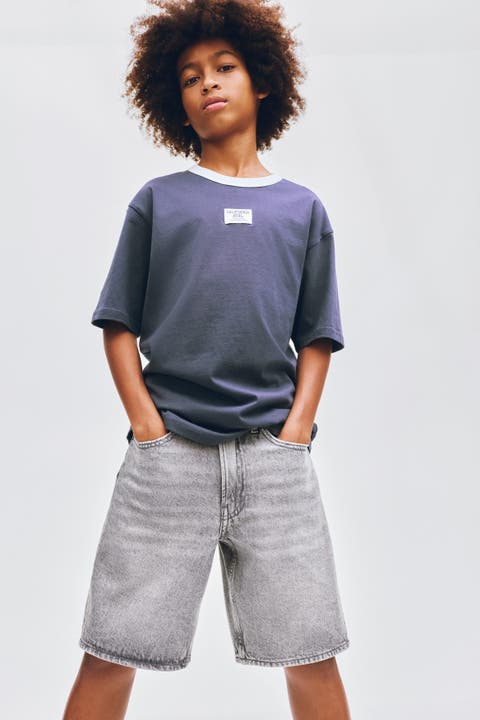 Loose-fit denim shorts