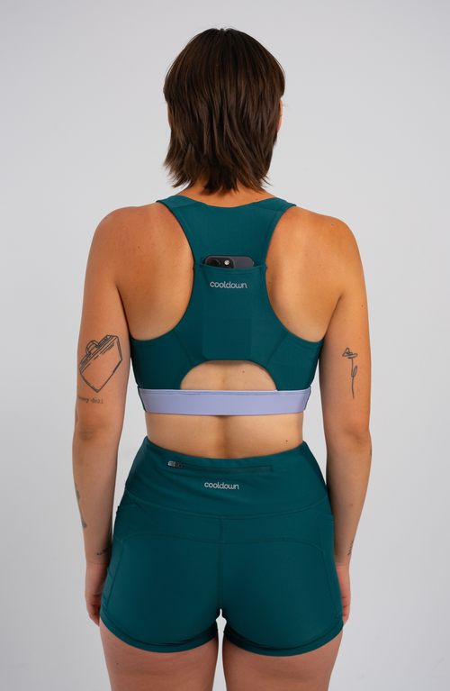 COOLDOWN COOLDOWN EMMY RUNNING SHORTS
