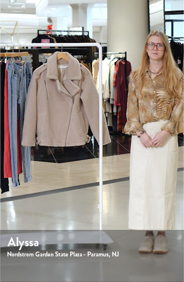 Layne Fleece Jacket, sales video thumbnail