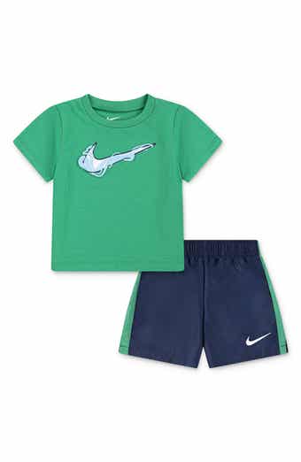 Paint Logo Graphic T-Shirt & Dri-FIT Shorts Set
