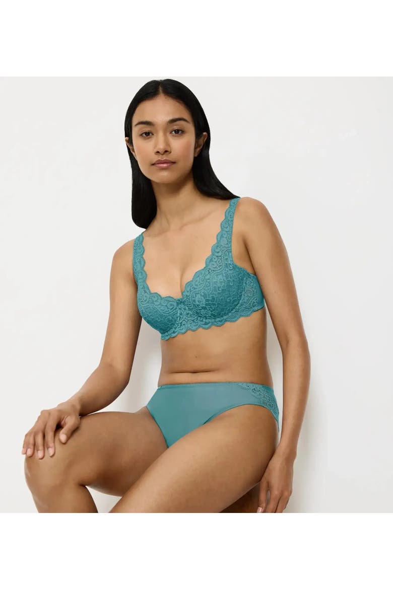 Amourette Stretch Lace Underwire Bra, Alternate, color, Black