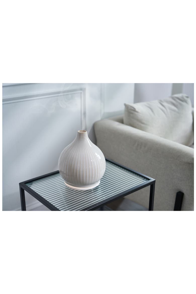 Pistil White Ceramic Ultrasonic Diffuser, Alternate, color, WHITE