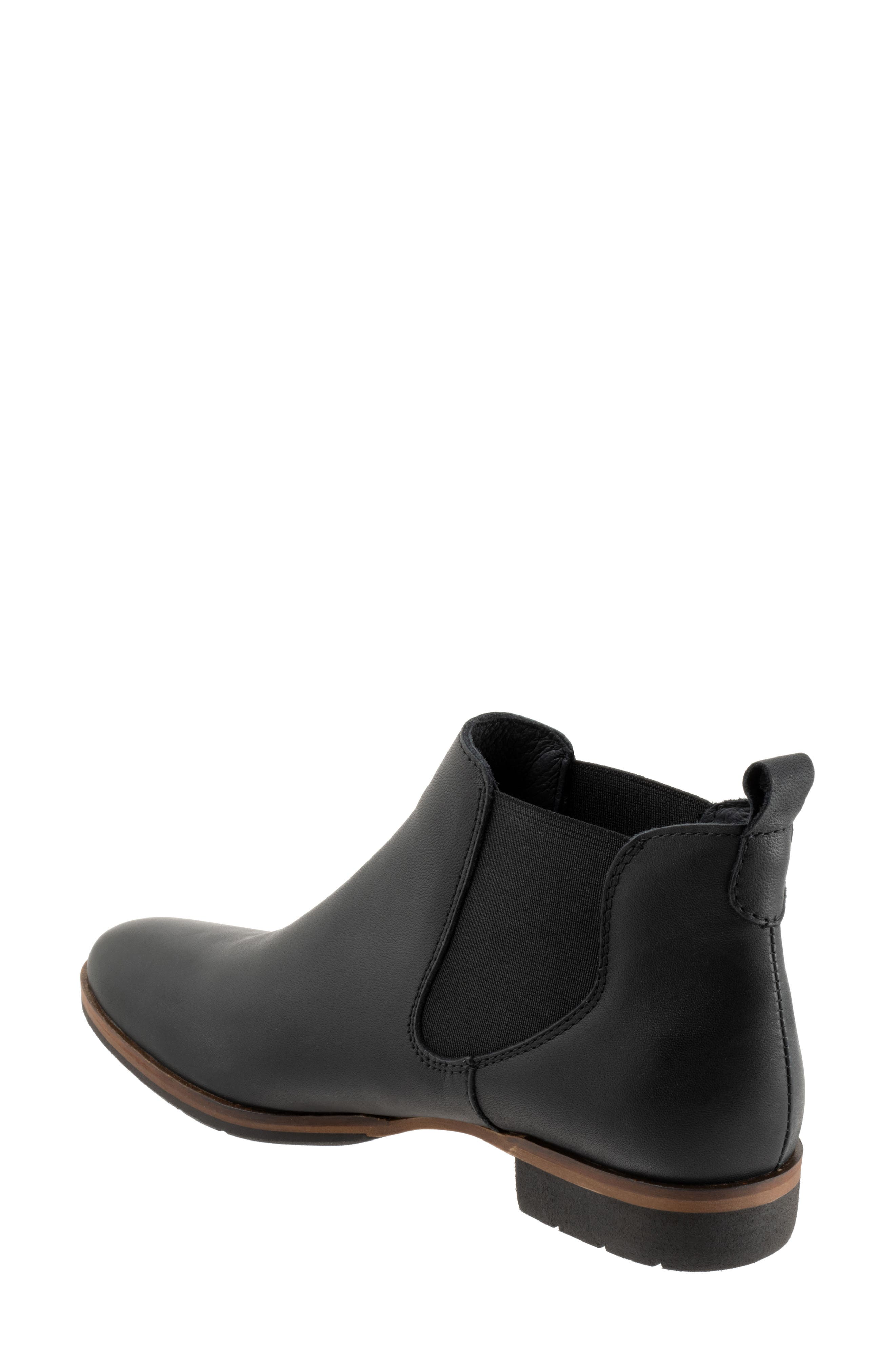 EOS FOOTWEAR Gala Chelsea Boot, Alternate, color, Black