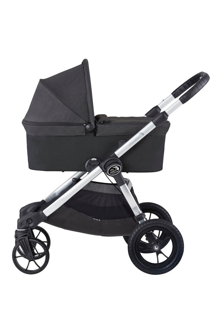 Deluxe Pram, Alternate, color, JET