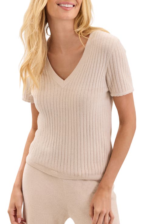 Scalloped Ribbed V-Neck Top