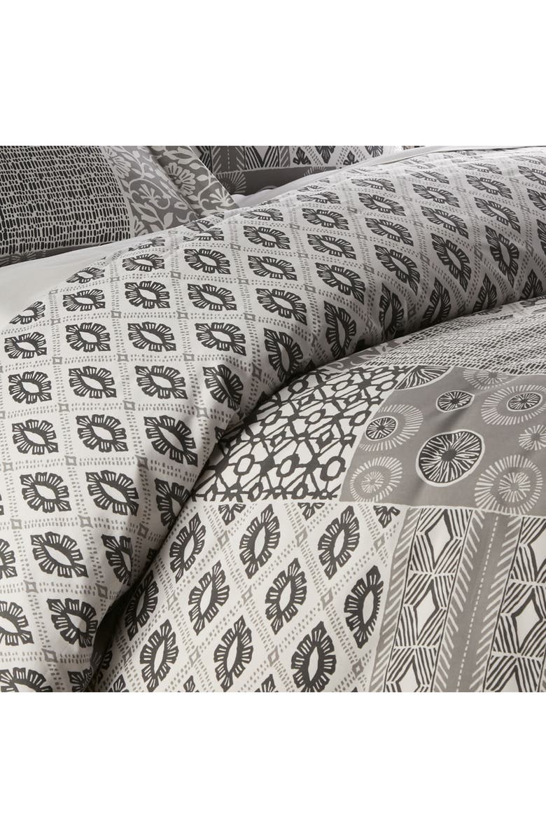 SOUTHSHORE FINE LINENS Premium Oversized Duvet 3-Piece Set, Alternate, color, Global Patchwork Grey