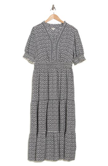 Max Studio Short Sleeve Tiered Maxi Dress In Black/cream Chainmail Geo