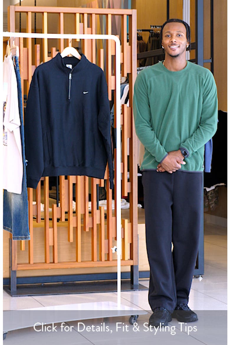 Solo Swoosh Fleece Quarter Zip Pullover video