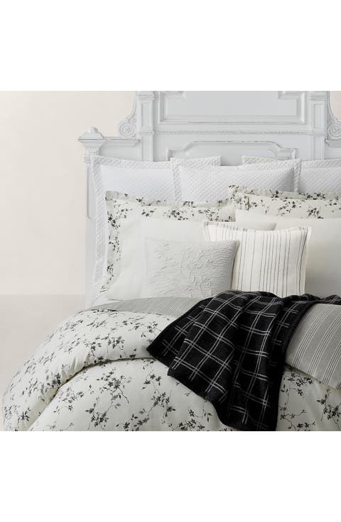 Munroe Comforter