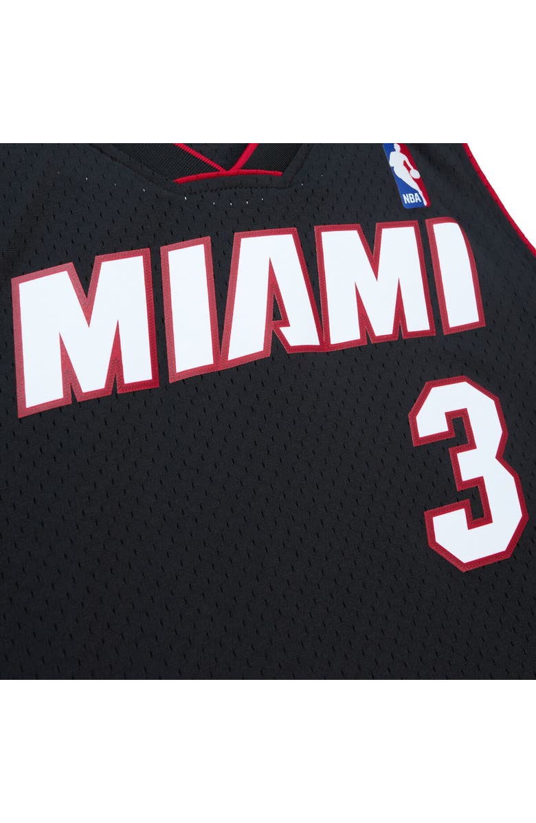 Mitchell & Ness Men's Mitchell & Ness Dwyane Wade Black Miami Heat Hardwood Classics Swingman Jersey, Alternate, color, Black