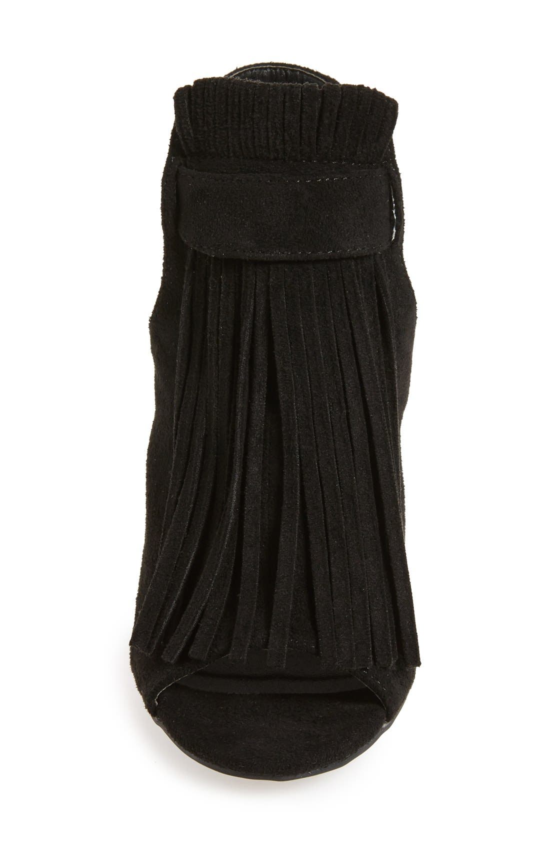 Coconuts by Matisse Matisse 'Skye' Fringe Sandal, Alternate, color, 