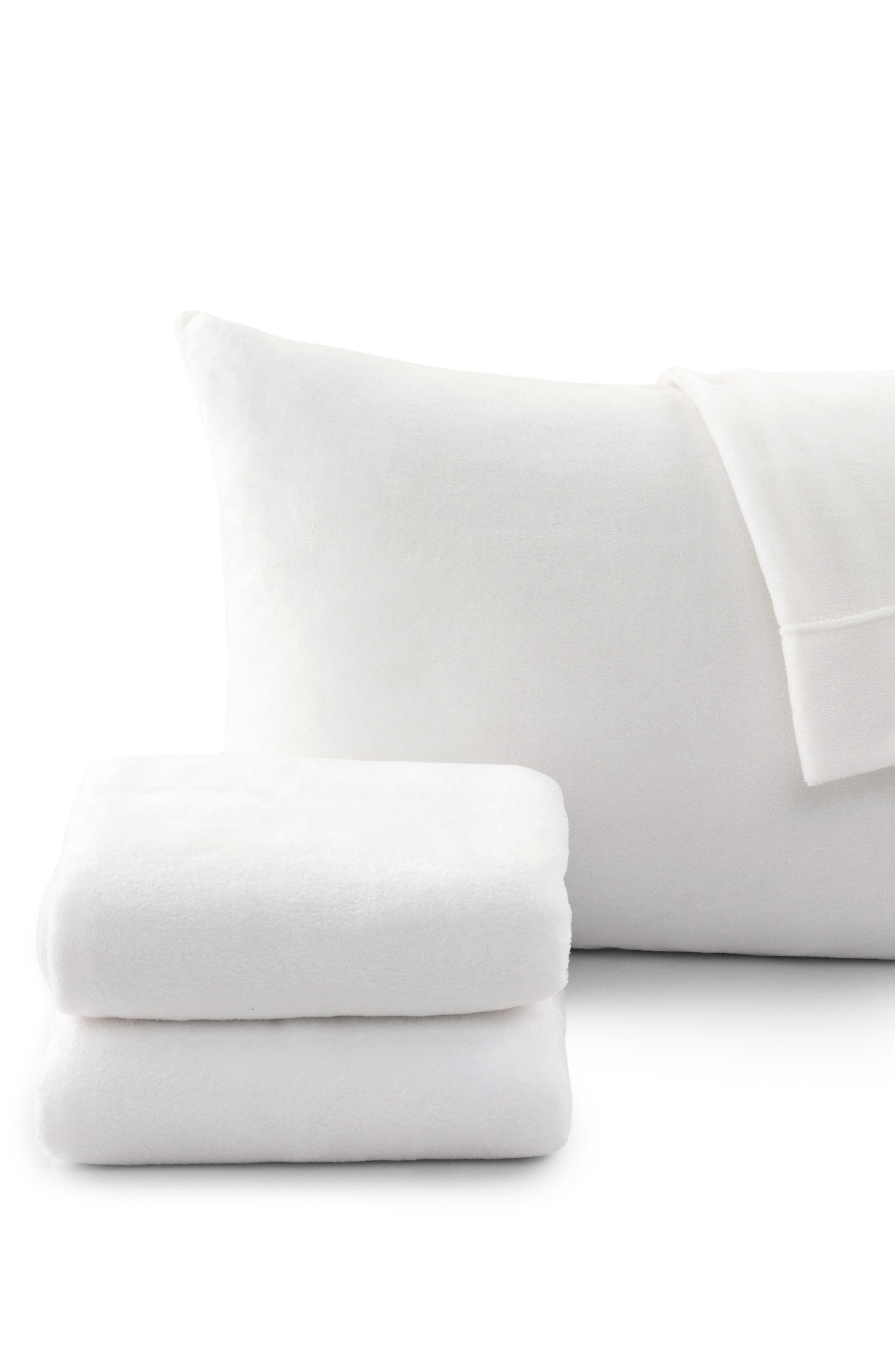 WINTER WHITE