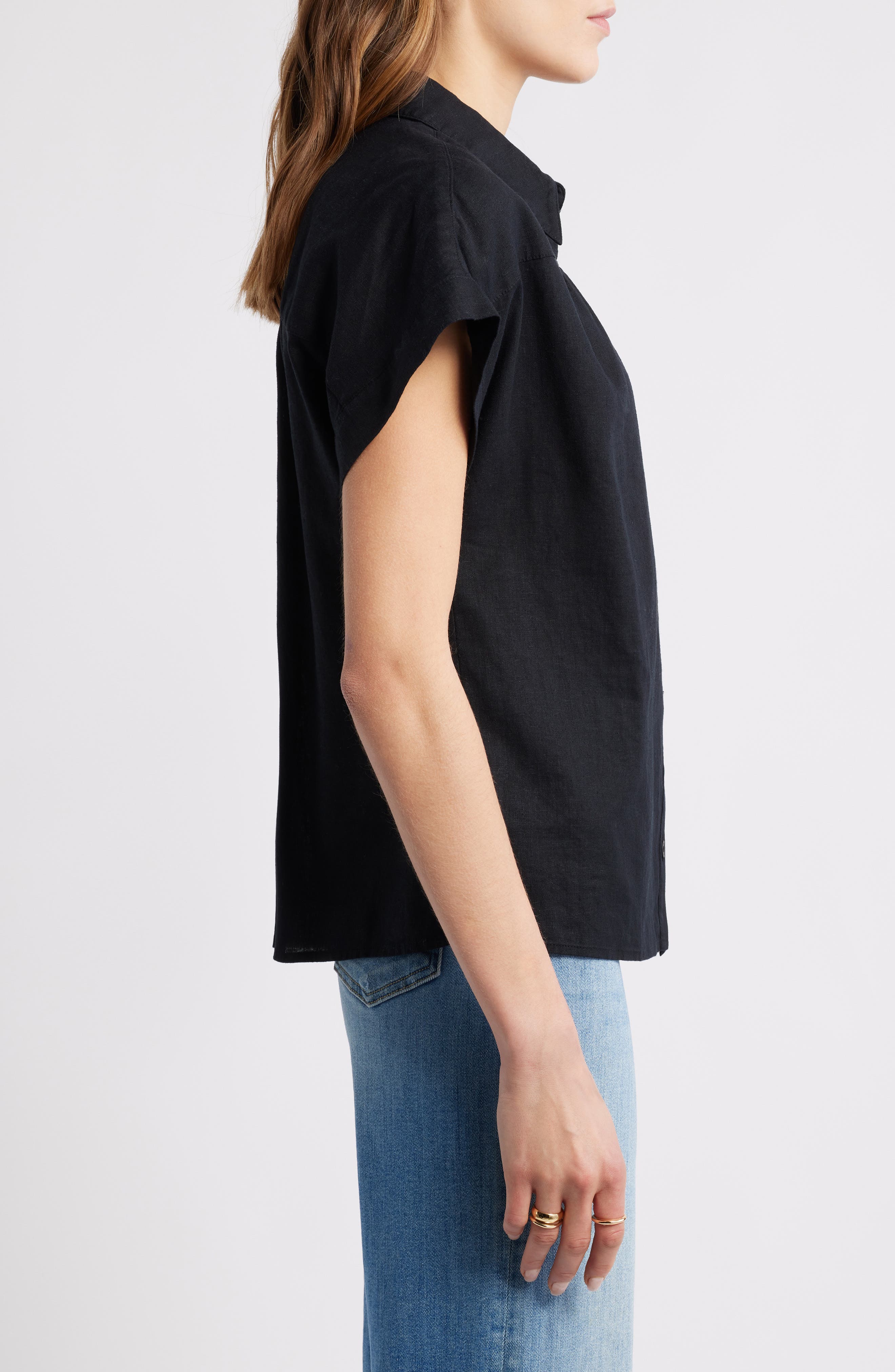 Женские Caslon® Short Sleeve Linen Blend Button-Up Shirt — фото 3
