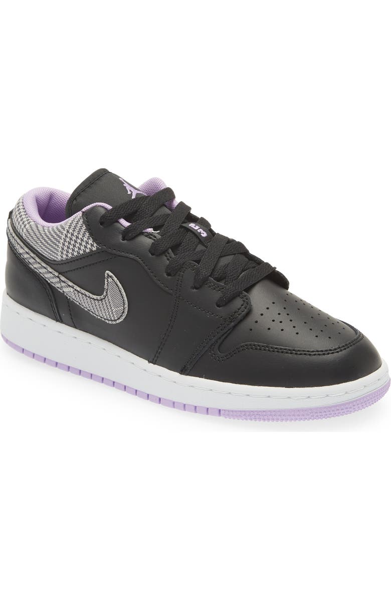 Jordan Air Jordan 1 Low SE Basketball Sneaker, Main, color,