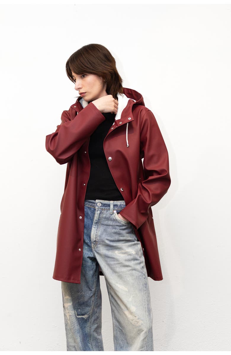 Stutterheim Stockholm Long Sleeve Hooded Raincoat, Alternate, color, Burgundy