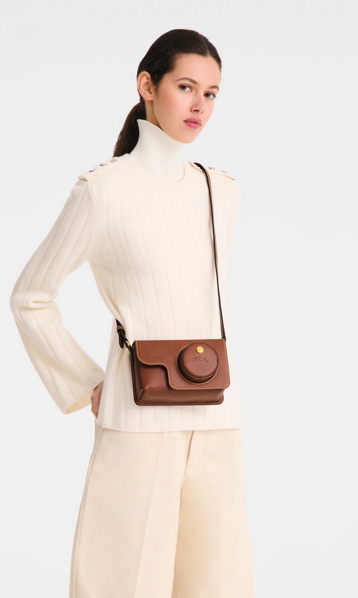 Longchamp Épure XS Camera Bag, Alternate, color, Brown