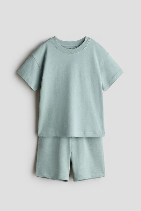 2-piece T-shirt And Shorts Set