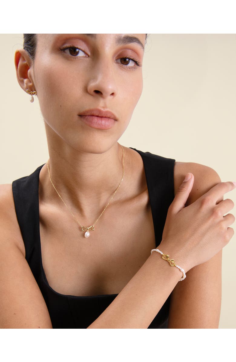 Edge of Ember Bow Pearl Necklace, Alternate, color, Pearl