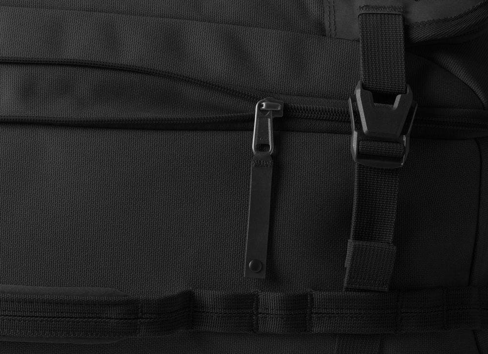 EAGLE CREEK Gear Warrior XE Medium 27 Inch Luggage, Alternate, color, Black