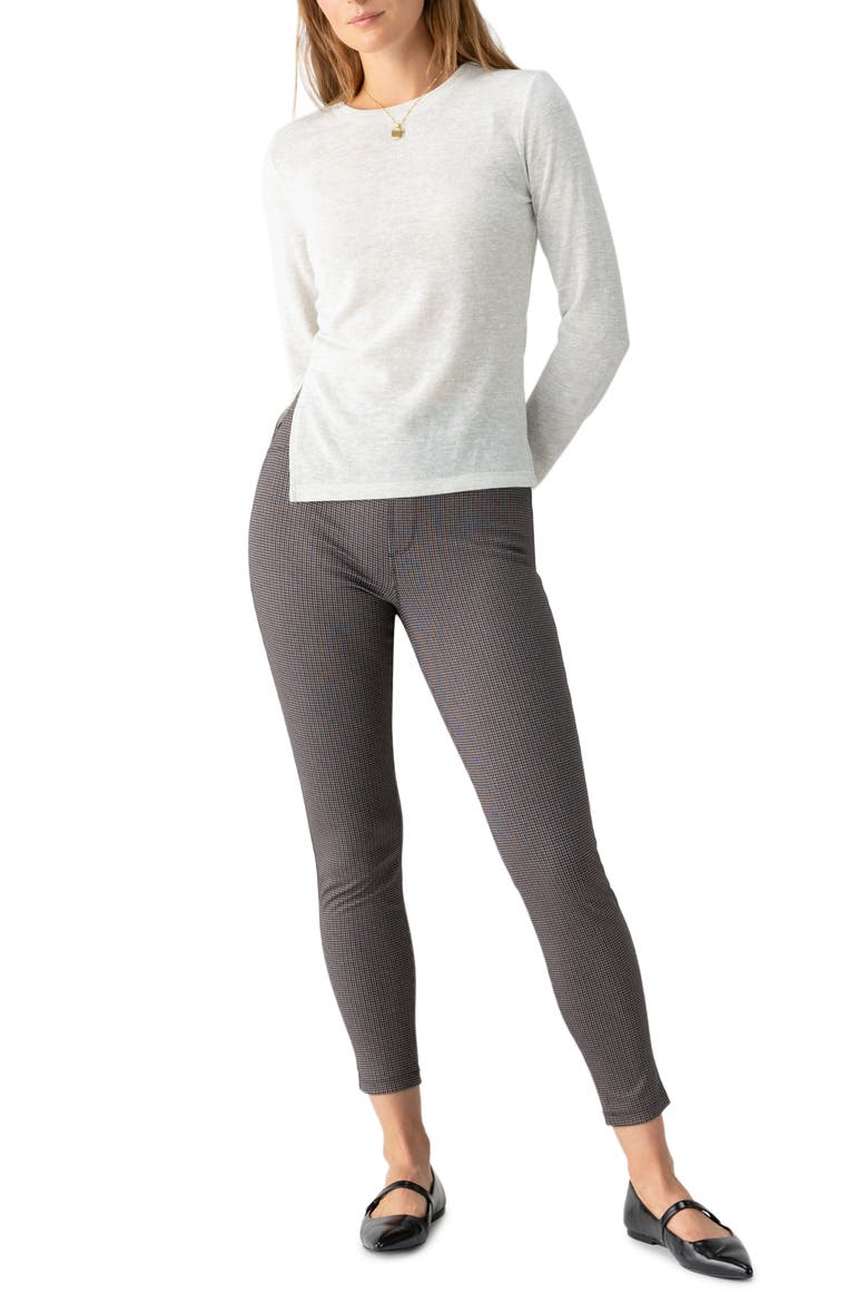 Runway High Waist Skinny Pants, Alternate, color, NVMP
