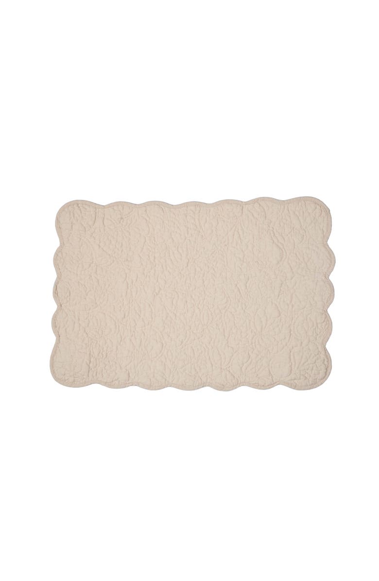 C&F Home Christiana Khaki Reversible Machine Washable Scallop Quilt Placemats Set of 6, Alternate, color, Beige