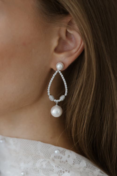 Untamed Petals Muse Pearl Drop Earrings In Metallic