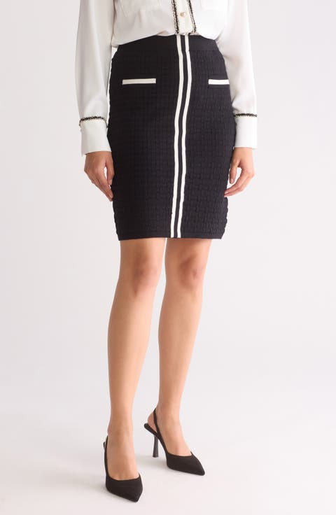 Textured Tipped Accent Knit Miniskirt