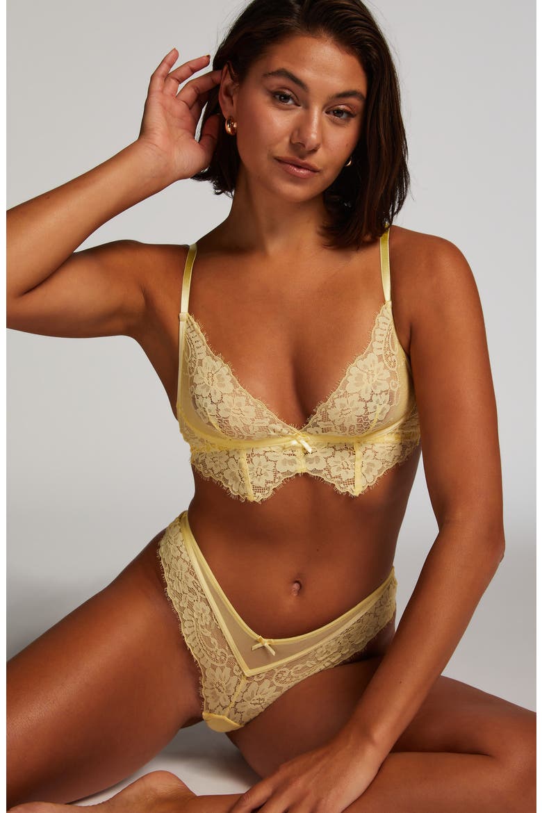 Milaan Lace & Mesh Thong, Alternate, color, PALE BANANA