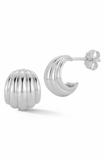 Shell Rib Stud Earrings
