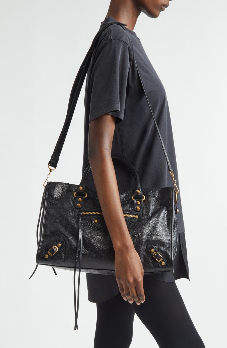 Balenciaga Medium Le City Crinkled Leather Tote, Alternate, color, 1000 Black