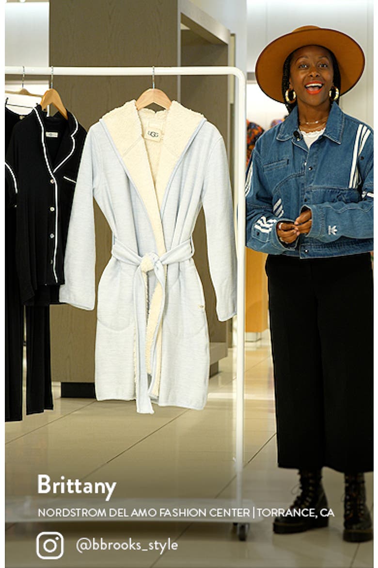 Portola Reversible Hooded Robe video