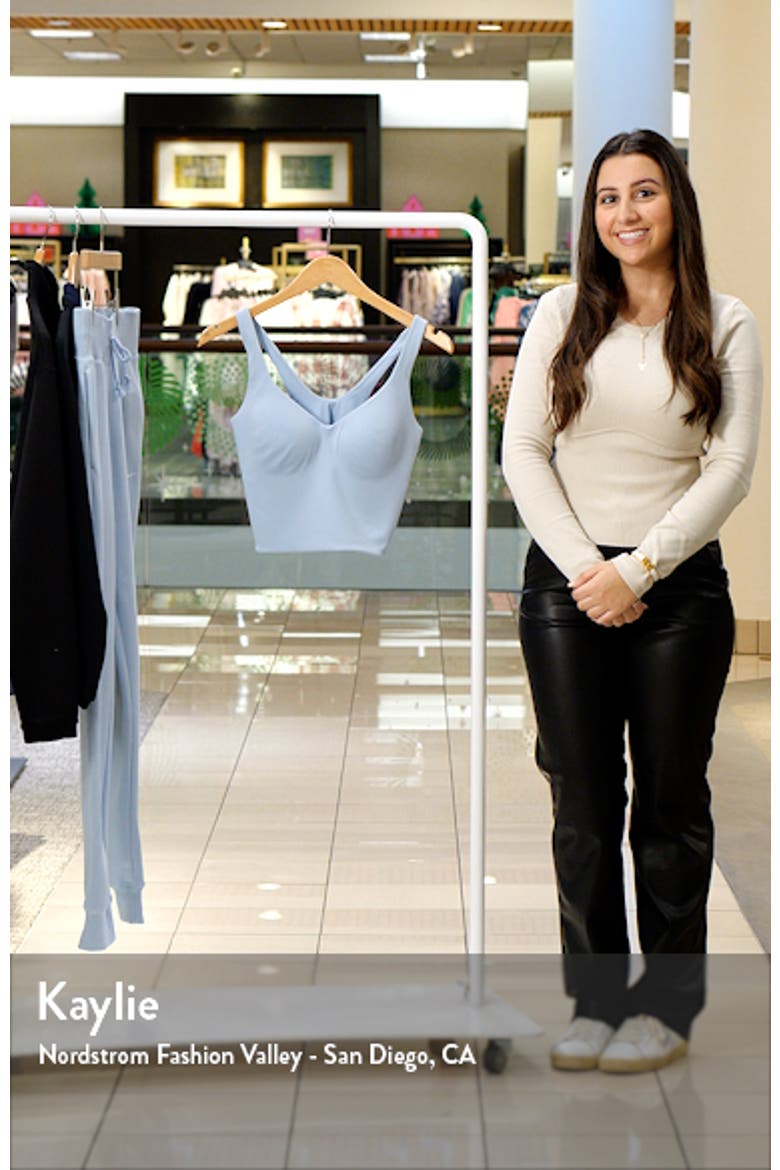 Seamless Padded Sports Tank video