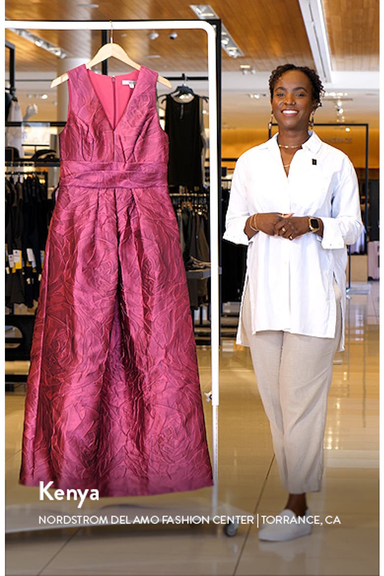 Mariah Crinkle Pleated Gown video