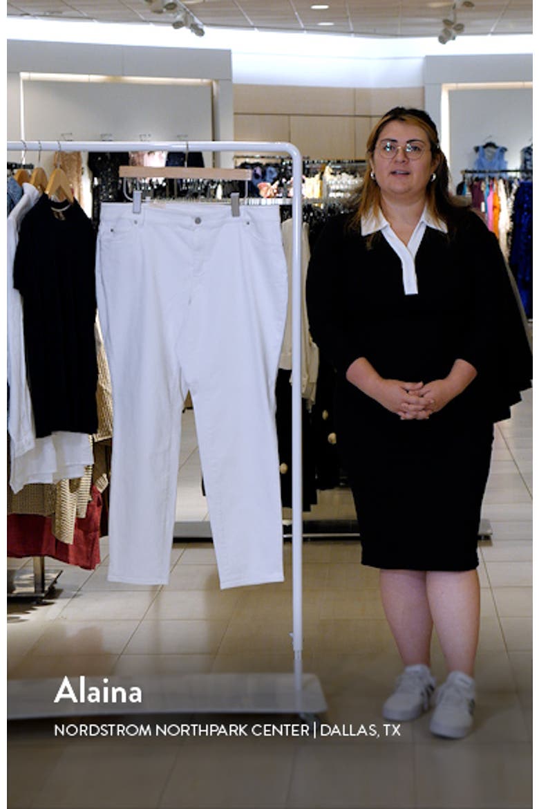Two by Vince Camuto Skinny Jeans video