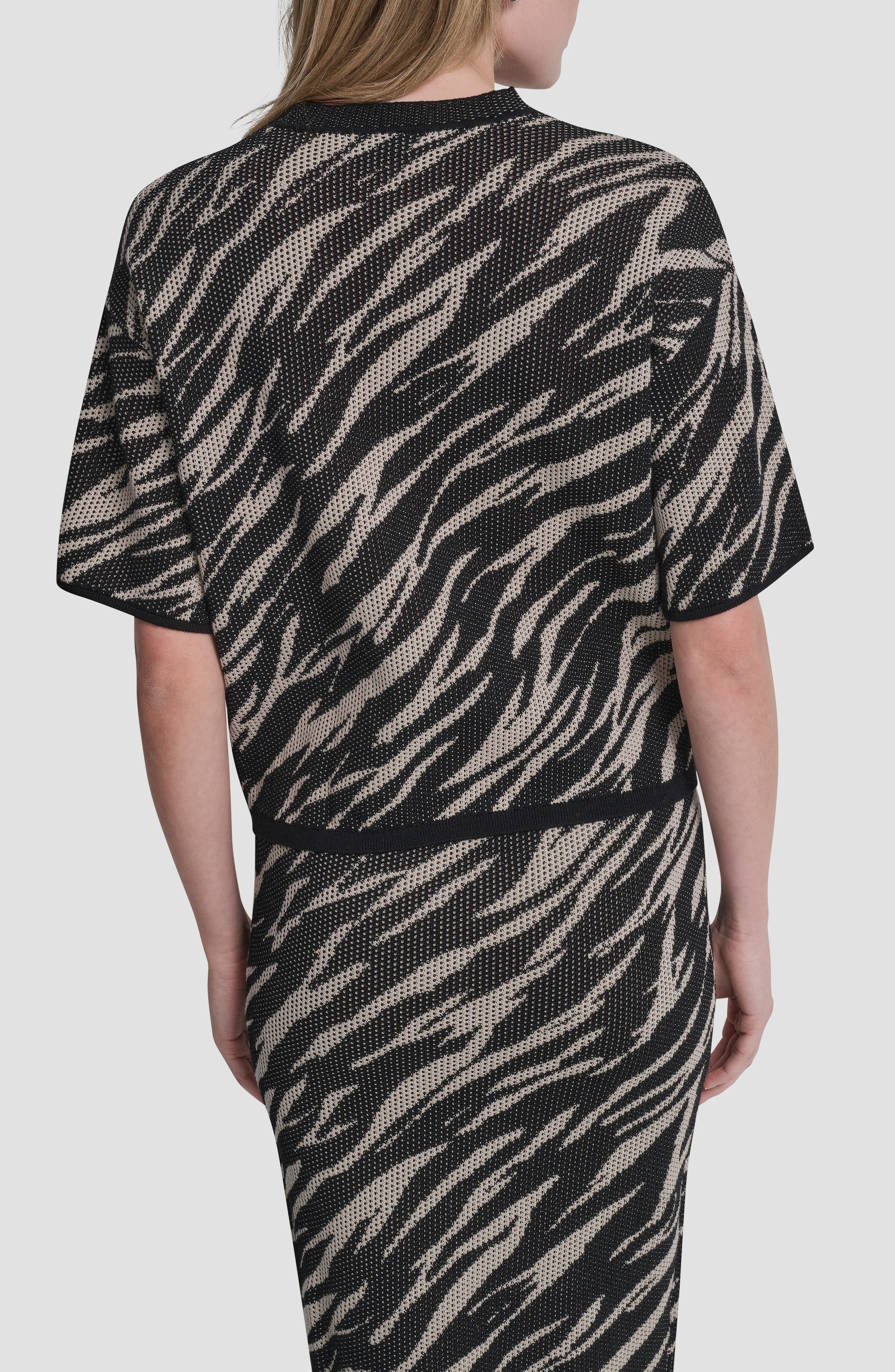 Animal Pattern Openwork Jacquard Short Sleeve Sweater - image 2