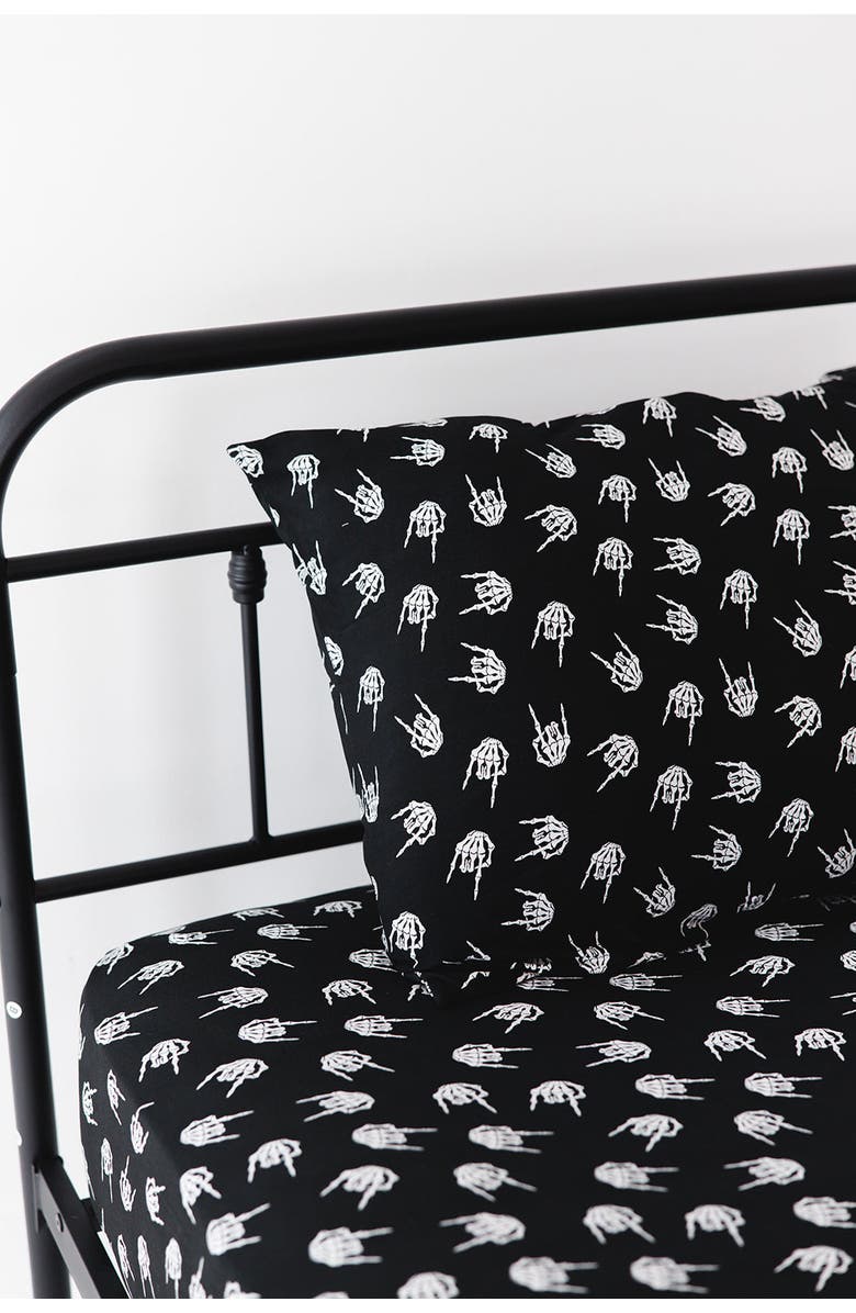 Charlie Lou Baby<sup>®</sup> Rock N' Skull Twin Bedding Set, Alternate, color, 