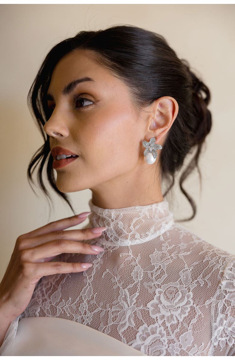 Untamed Petals Sonnet Pearl Drop Earrings, Alternate, color, Silver