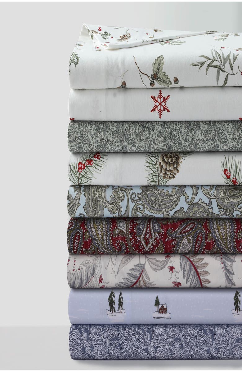 AZORES HOME Cotton Flannel Sheet Set, Alternate, color, Pine Cones And Berries