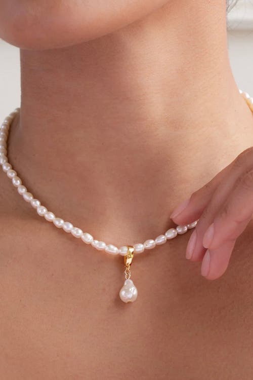 Bearfruit Jewelry Nacre Cultured Pearl Necklace With Teardrop Shaped Charm Pendant In Gold