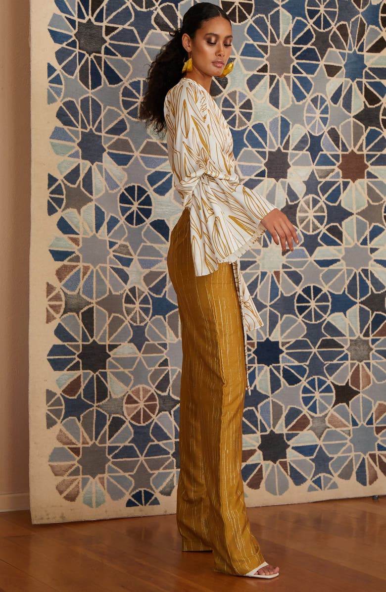 DIARRABLU Aja Fiore Leaf Print Surplice Top, Alternate, color,