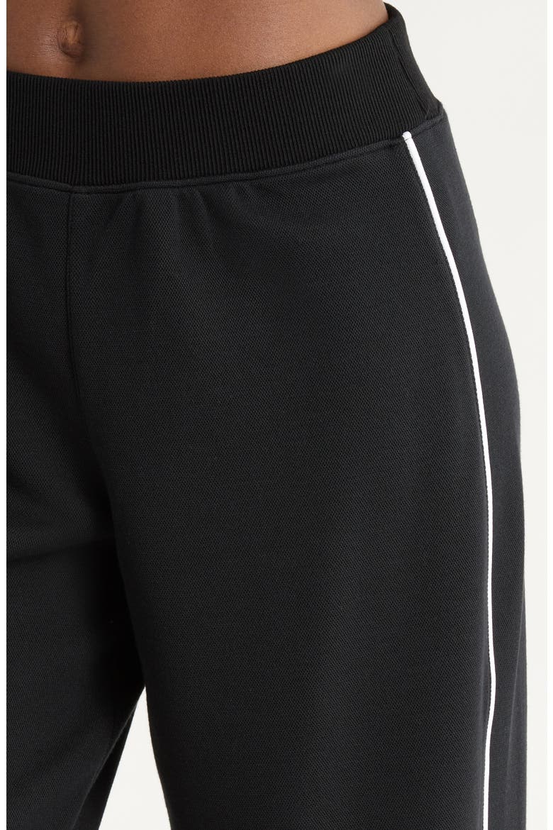 AirEssentials Piqué Carrot Leg Ankle Pants, Alternate, color, VERY BLACK