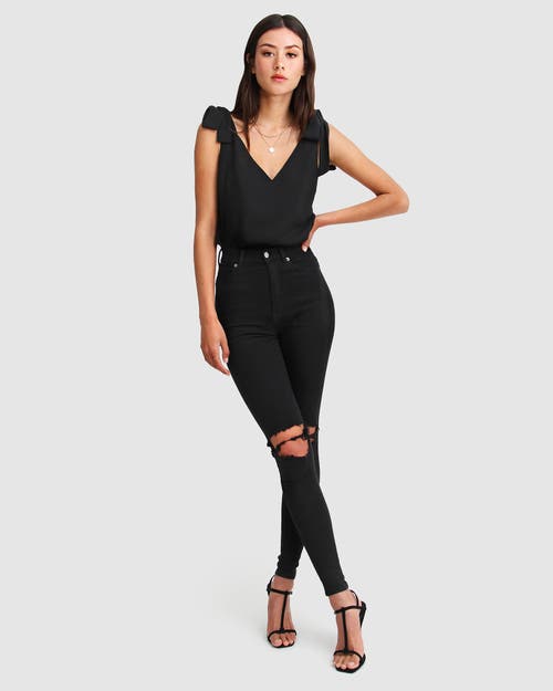 Belle & Bloom Feel For You V-neck Top In Black