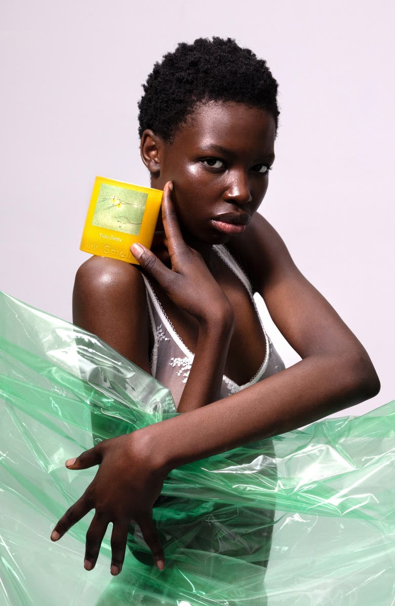 Boy Smells Yuzu Zesty Candle, Alternate, color, 